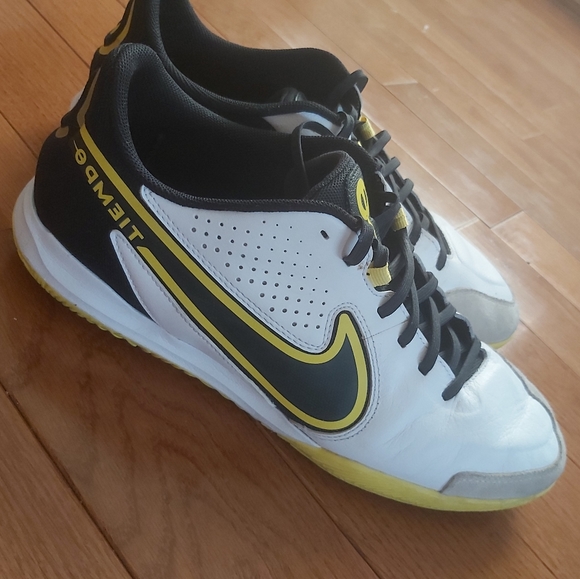 Men's Nike sneakers - Picture 6 of 8